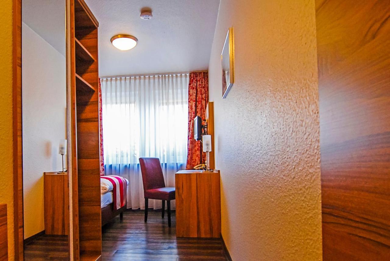 Adolphs Hotel Kolonia Zewnętrze zdjęcie